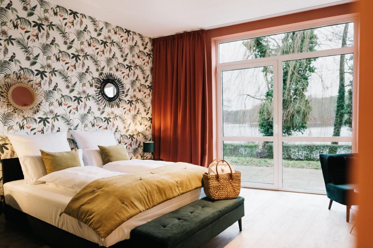 Landhaus Am See - Gaestezimmer Strausberg Dış mekan fotoğraf